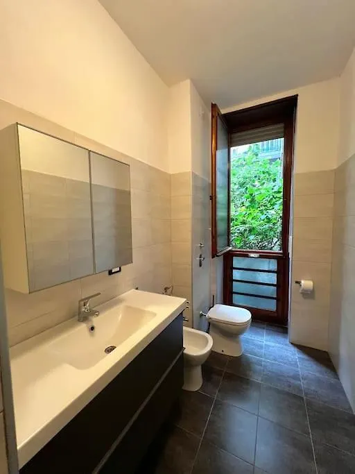 Apartmán Isola Maciachini Mm 3 - Moderno Trilocale Con Balcone 10 Min Da Stazione Centrale Milán